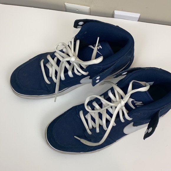 Nike || Ruckus Mid 387174-401; Size 11; Navy & White - Picture 11 of 16